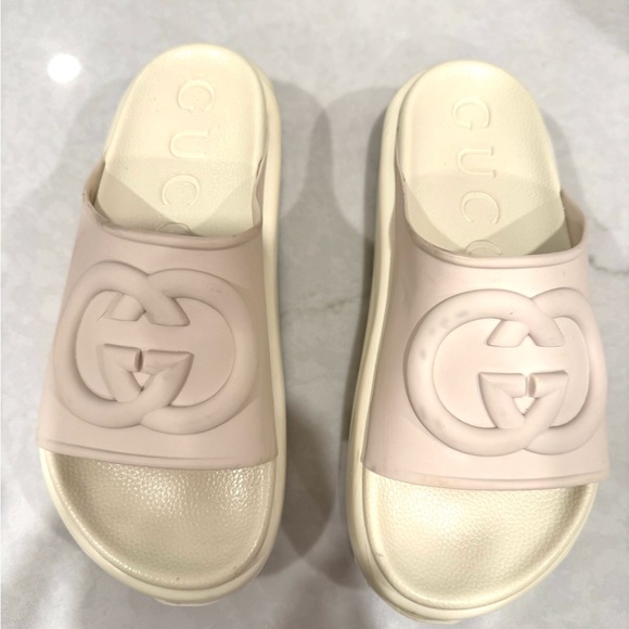Gucci Women's Beige Slide Sandals - Picture 1 of 7